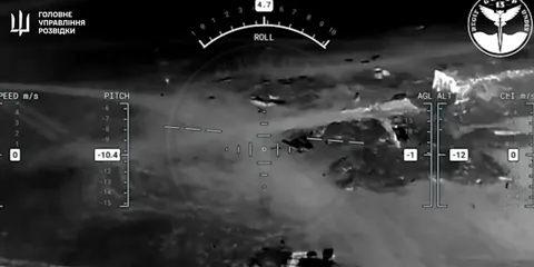 Group 13 уразила «Панцир-С1» та військовий кран у Криму