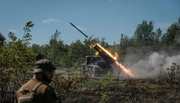 229 боєзіткнень за добу: найгарячіше на Покровському та Костянтинівському напрямках