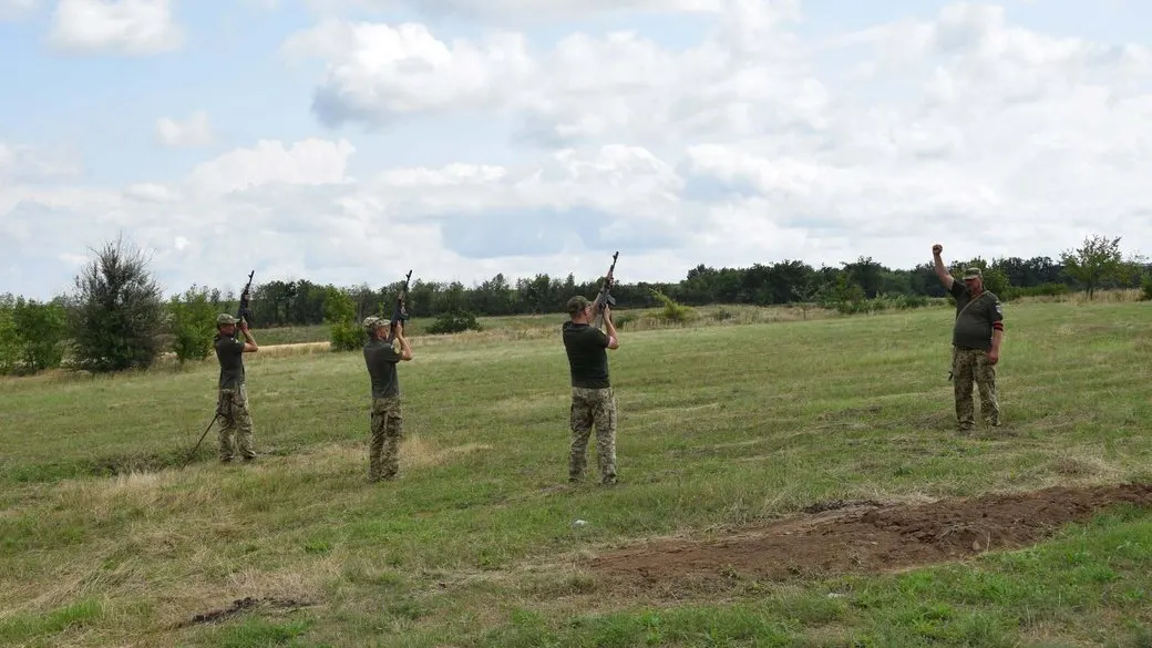 На Кіровоградщині попрощалися з трьома військовими, які загинули на війні