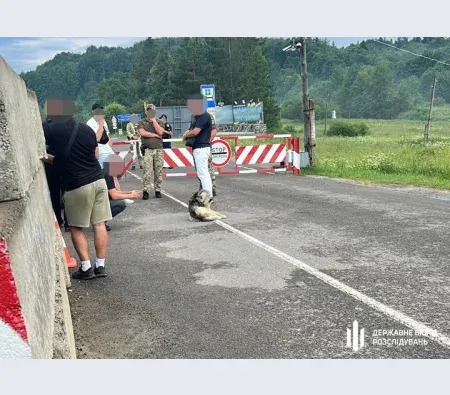 Нацгвардієць віз трьох ухилянтів до Словаччини за 6 тисяч доларів
