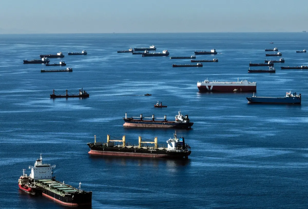 Туреччина обмежує прохід суден до Чорного моря через атаки на флот
