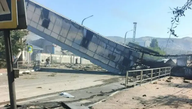 У Новоросійську зупинилися два зернові термінали після атак БПЛА