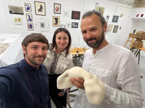 Art Charity Pop-Up у Львові: митці зібрали кошти на підтримку колег у ЗСУ