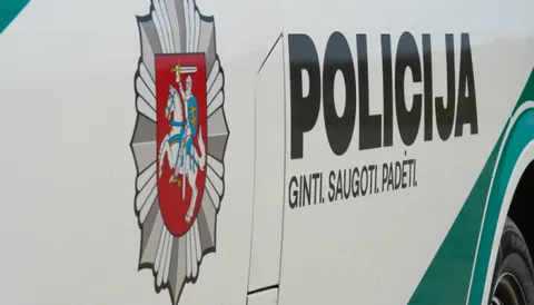 У Литві та Чехії біля офісів оборонних компаній з'явилися жалобні вінки