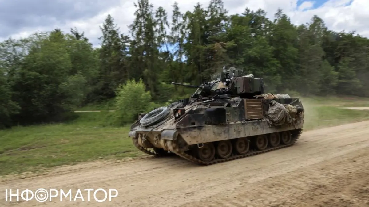 США шукають постачальників деталей для Bradley для України