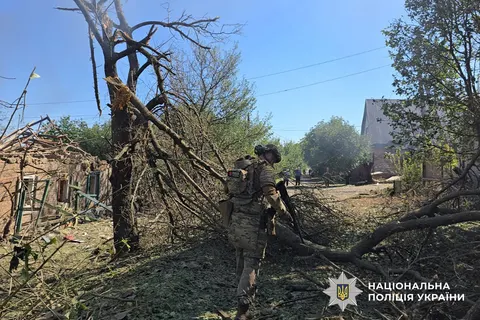 Донеччина за добу: один загиблий у Слов'янську, 10 поранених, 64 пошкоджені цивільні об'єкти