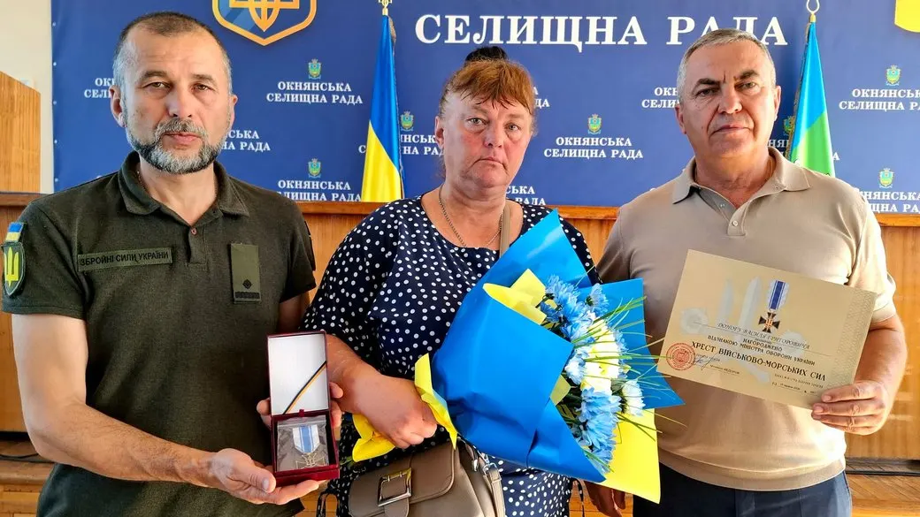 Загиблого військового з Одещини посмертно відзначили «Хрестом Військово-Морських Сил»