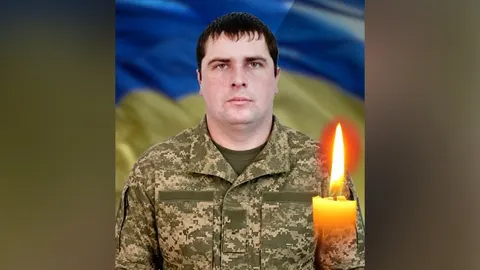 На Буковині прощаються з військовим Андрієм Мачужаком