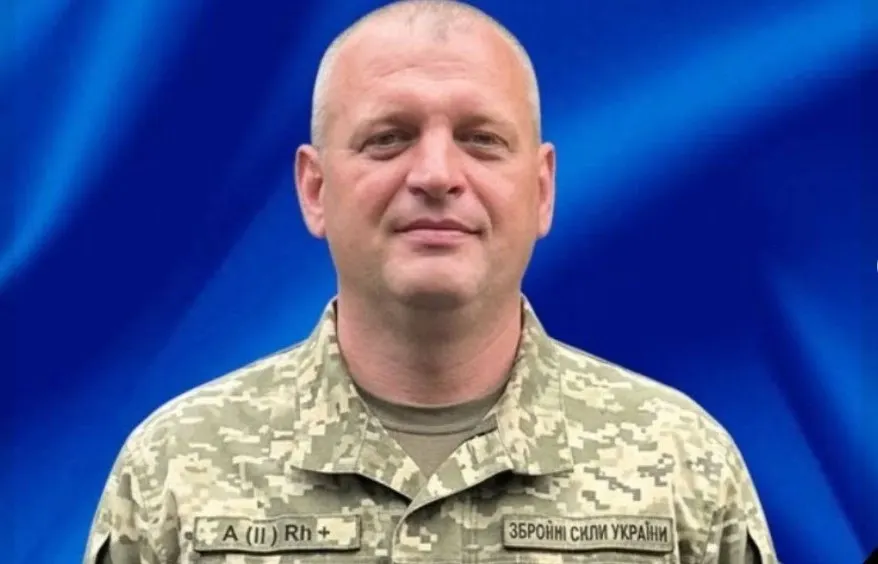 На Волині попрощаються з військовим Олександром Вахнованом