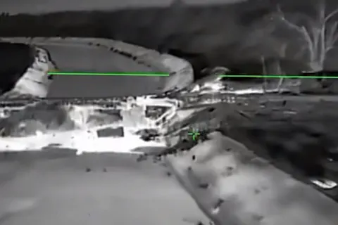 Сили оборони уразили міст у Криму та склад боєприпасів на Луганщині