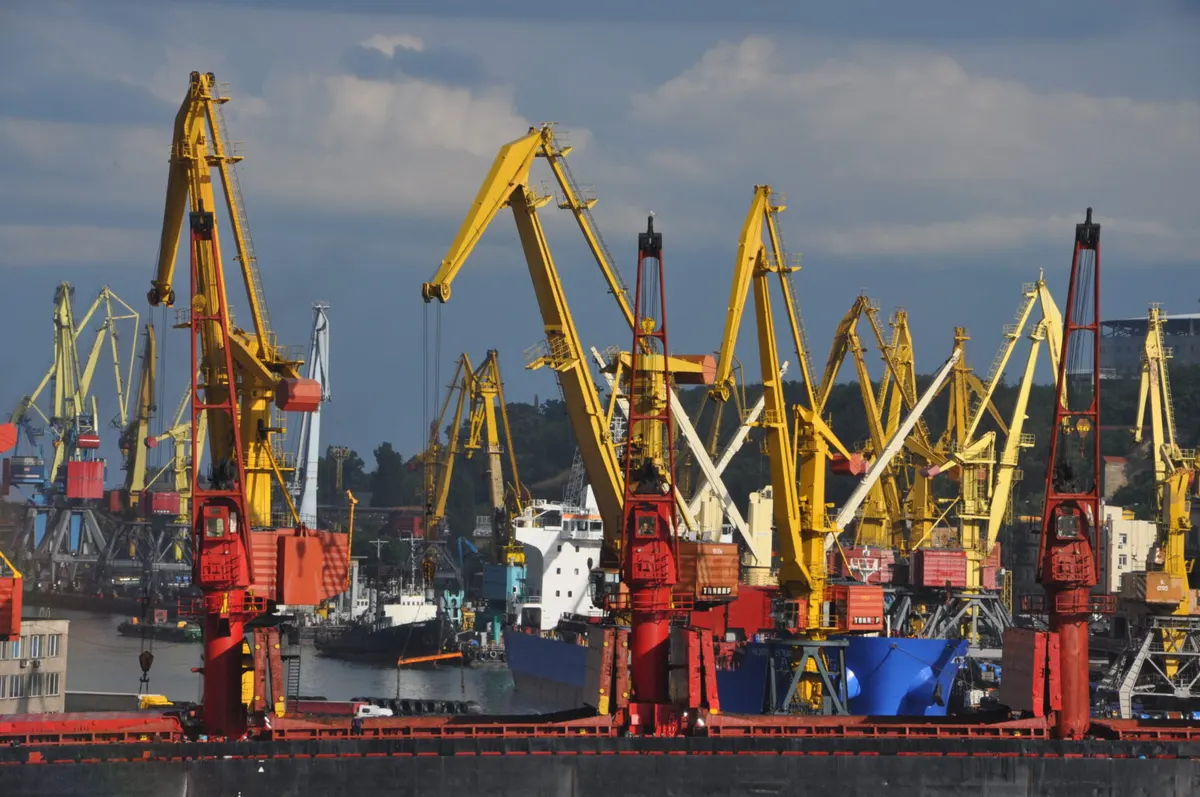 Імпорт дизпального через порти півдня скоротився до 33%