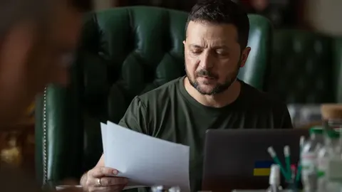 Зеленський: РФ щомісяця втрачає близько 30 тис. військових убитими й важко пораненими
