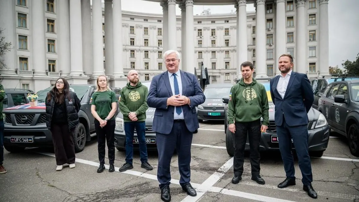 Сили оборони отримали 21 автомобіль від норвезьких волонтерів