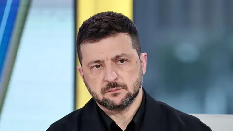 Зеленський відповів, чи допомагатиме Україна країнам НАТО у разі агресії РФ