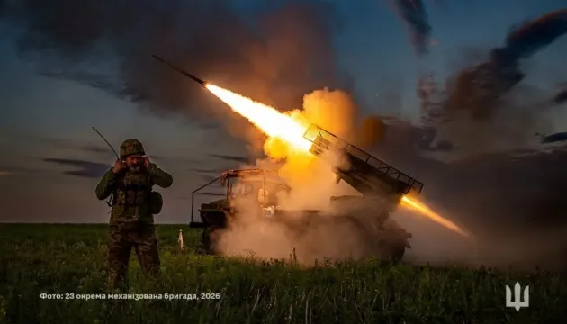 За добу на фронті — 209 боєзіткнень, ворог скинув 187 КАБ