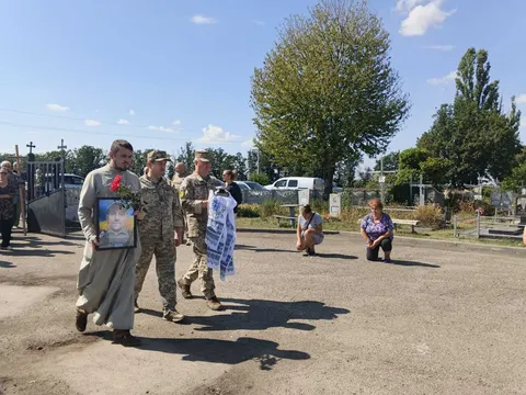 На Черкащині попрощалися із військовим, який помер від хвороби