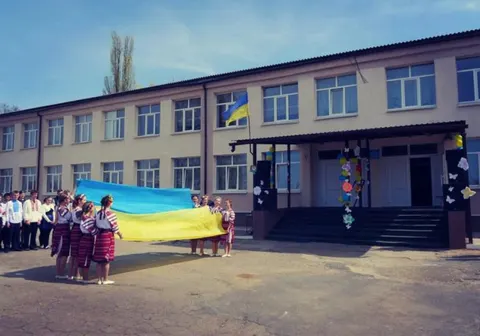 Школу на Донеччині назвали на честь загиблого капітана Остренка