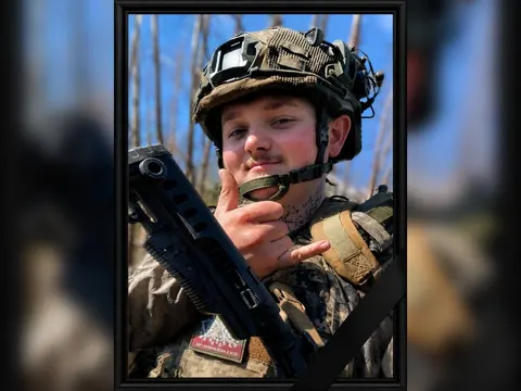 На Дніпропетровщині прощаються з 24-річним військовим Василем Гринем