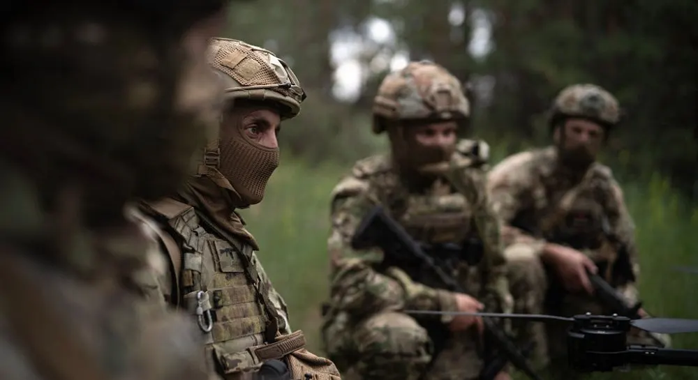 Генштаб: за добу ліквідовано 1210 окупантів та 2 танки РФ