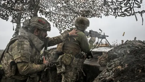 За добу на фронті сталося 244 боєзіткнення, найзапекліші бої — на Покровському н