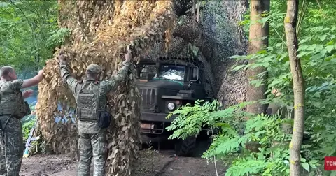 «Град» 148-ї бригади ДШВ працює по ворогу попри полювання FPV-дронів