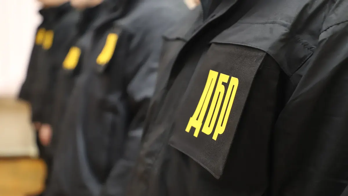 ДБР проводить понад 70 обшуків у військових частинах: деталі операції