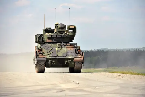 США шукають постачальників компонентів для Bradley для України