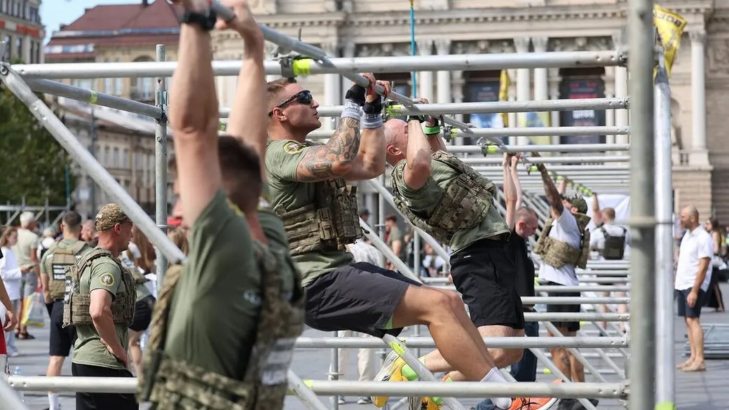 У Львові Сили оборони встановили рекорд України з кросфіту «Murph»