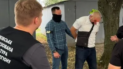 У Харкові затримали майора ВСП за хабар у 10 тисяч доларів