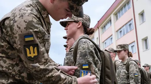 Понад 200 першокурсників розпочали навчання у Львівському ліцеї імені Героїв Крут