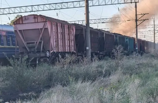 Російський дрон атакував потяг «Дніпро — Одеса»: двоє загиблих