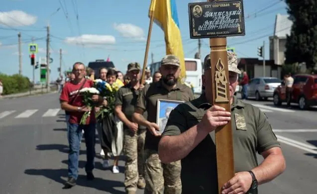 У Тернополі попрощалися із загиблим розвідником Іваном Бариським