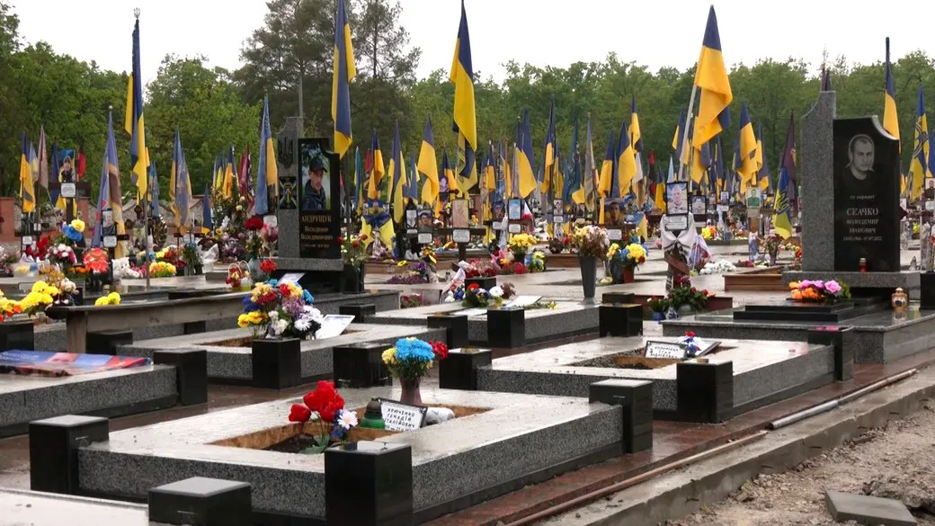 Військові поховання в Кропивницькому: на Далекосхідному цвинтарі є можливість поховати 100 людей — що робитимуть далі