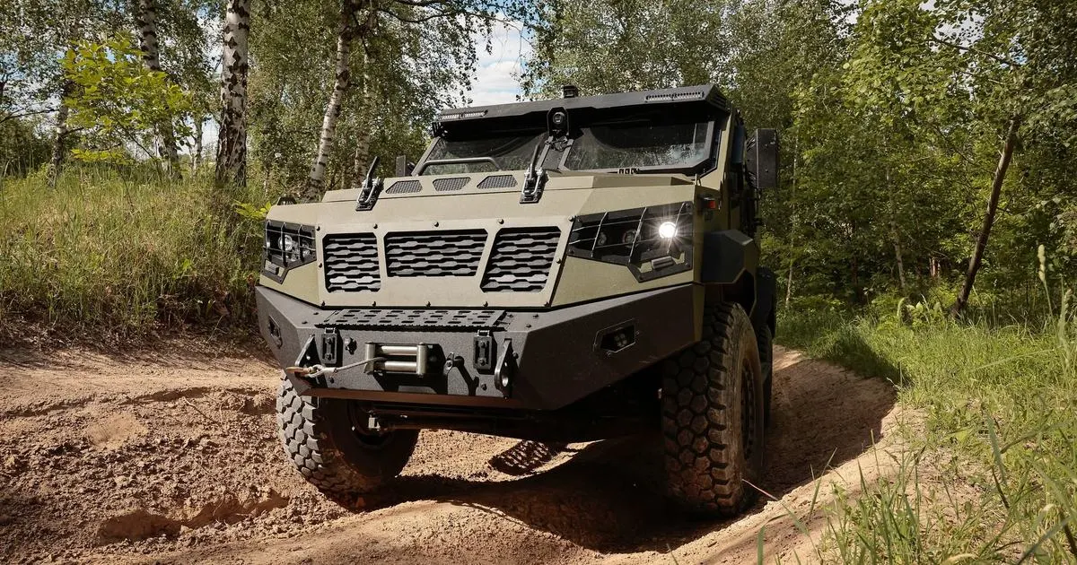 Міноборони кодифікувало бронепікап UAT.GYURZA-01 на базі Dodge Ram 5500