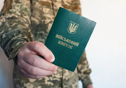 Мобілізація чоловіків 50+: кого забирають і куди направляють