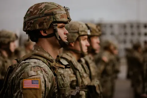 США обмежують телефони військових через загрозу з боку Ірану