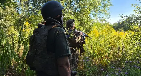 Генштаб: 91 авіаудар і 44 штурми на Покровському напрямку за добу