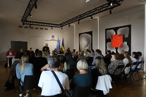 Львівська ОВА зустрілася з родинами зниклих безвісти військових