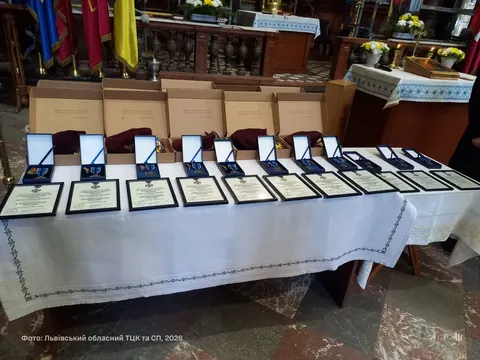Родинам загиблих бійців 68-ї бригади вручили «Комбатантський хрест»