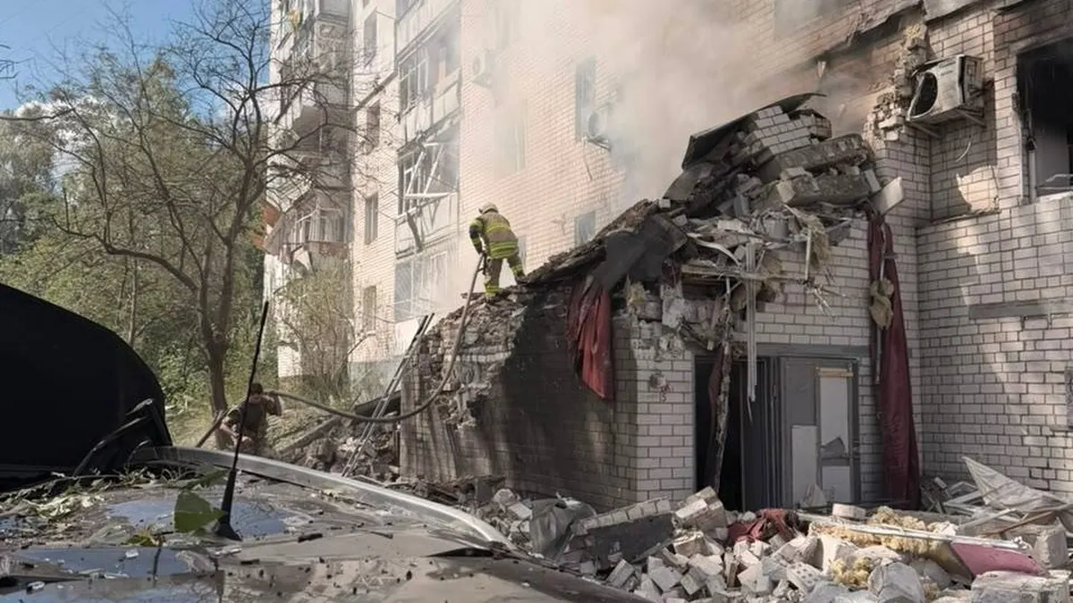Удар по багатоповерхівці в Чернігові: 14 постраждалих, серед них діти
