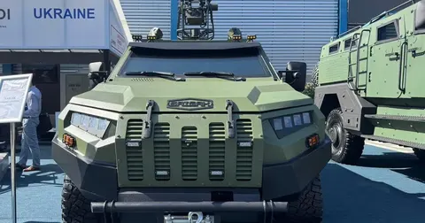 «Сайгак-1» та «Варта 3»: нові українські бронемашини показали в Польщі
