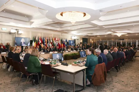 Хмара і міністри оборони ЄС обговорили потреби України: головне — ППО