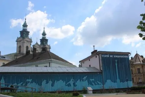 На Львівщині попрощаються з двома військовими, які загинули на фронті