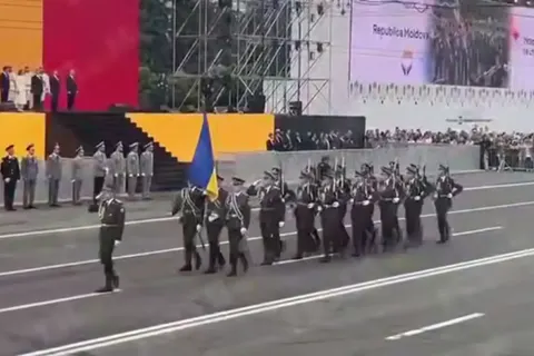 Українські військові взяли участь у параді до Дня незалежності Молдови