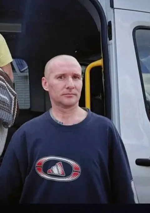 На Львівщину з полону повернувся морпіх Іван Дзюба