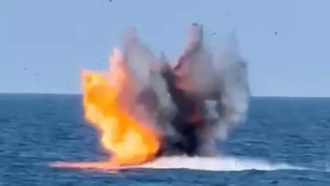 Румунія знищила два дрони біля газового проєкту Neptun Deep