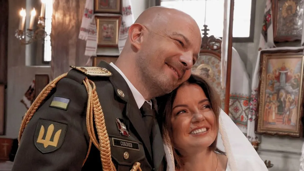 Марічка Падалко повінчалася з чоловіком-військовим після 16 років шлюбу