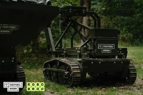 «Повернись живим» запустив проєкт RoboBro для роботизації евакуації поранених