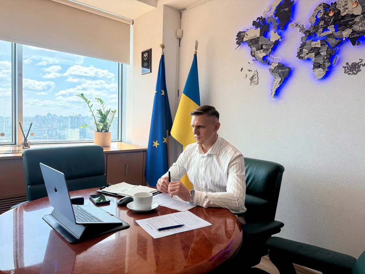Адміністрація судноплавства та ПРМТУ домовилися спростити послуги для моряків