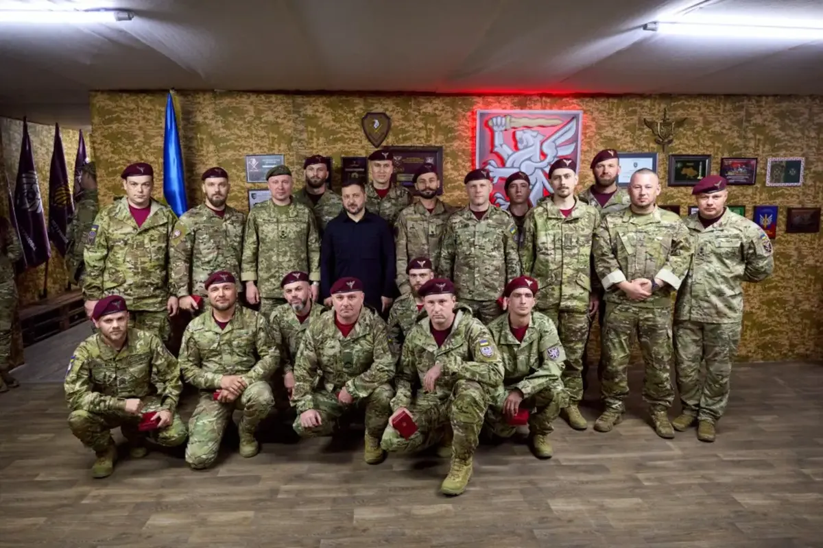 Зеленський і Драпатий відвідали позиції ЗСУ на Олександрівському напрямку